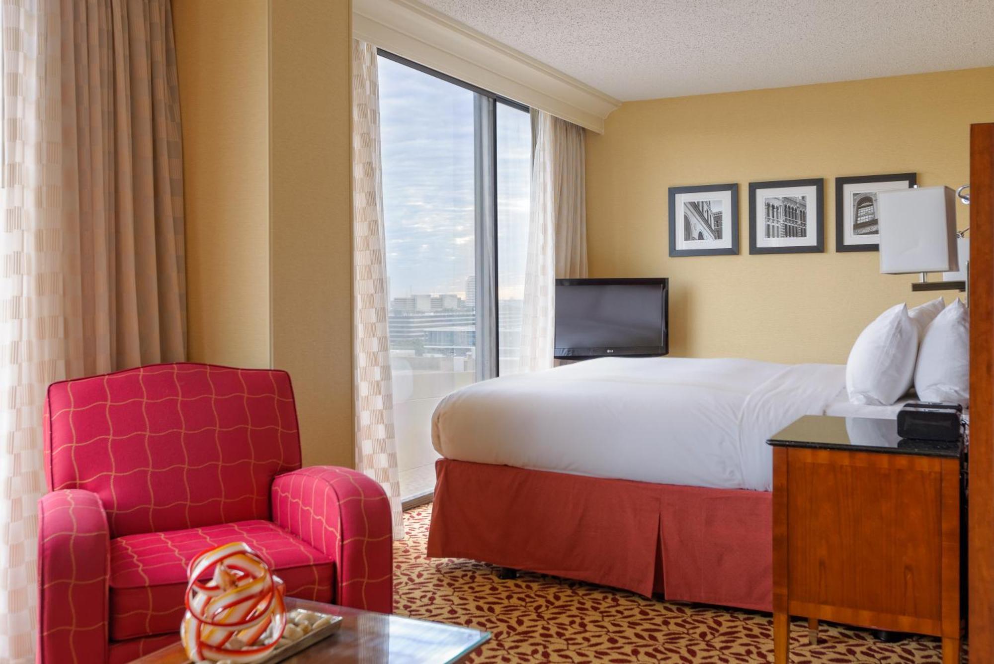 Houston Marriott West Loop By The Galleria Bagian luar foto